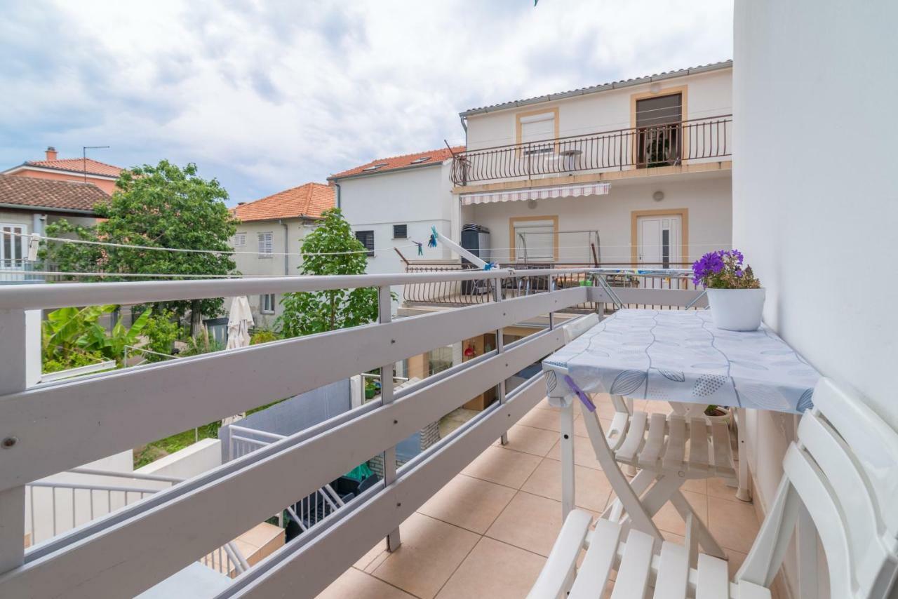 Emma & Toni Apartment Biograd Na Moru Room photo